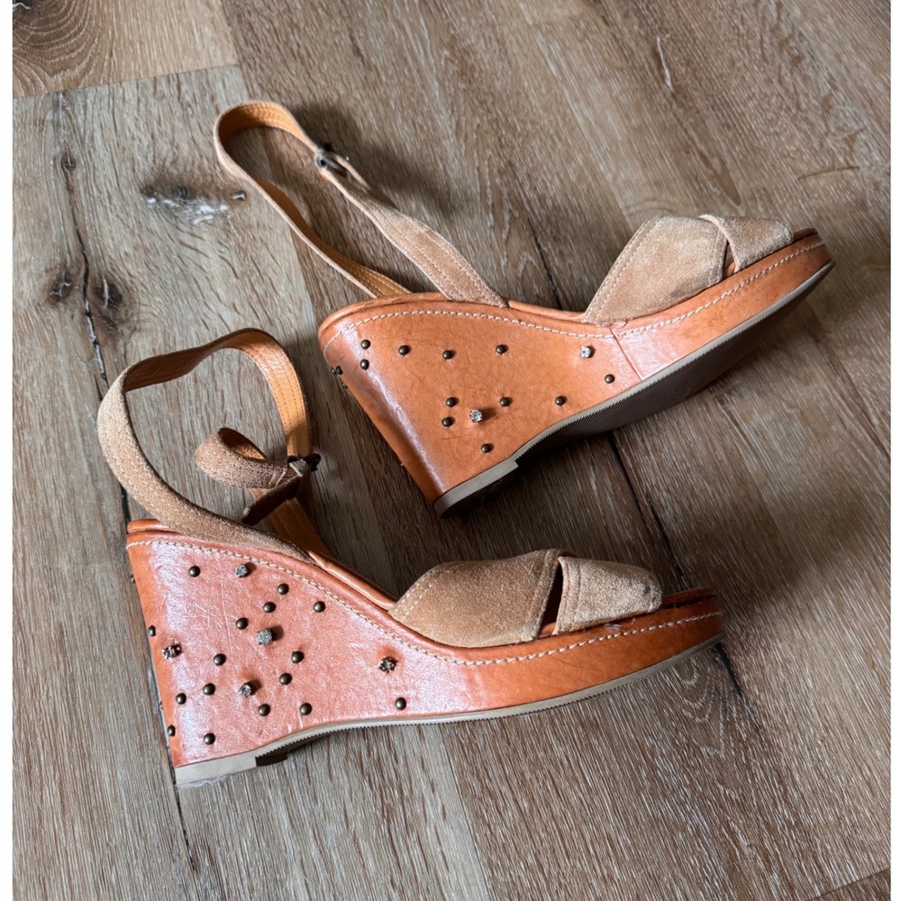 Rare Coach Eli Tan Suede Studded Wedge Sandals Y2K Rhinestone Platform 6.5M - Picture 2 of 7